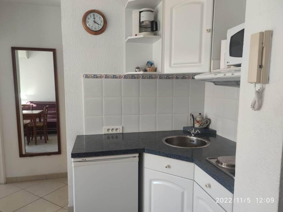 T2 Clim Avec Terrasse Et Place De Parking Privative Balaruc-les-Bains Εξωτερικό φωτογραφία